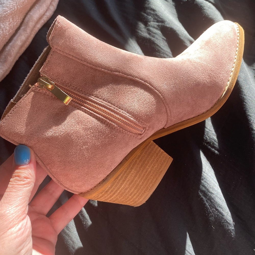 Women's Suede Ankle Boots - mauve